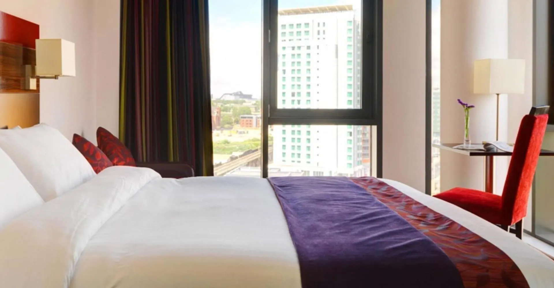 Clayton Hotel Cardiff 4*,