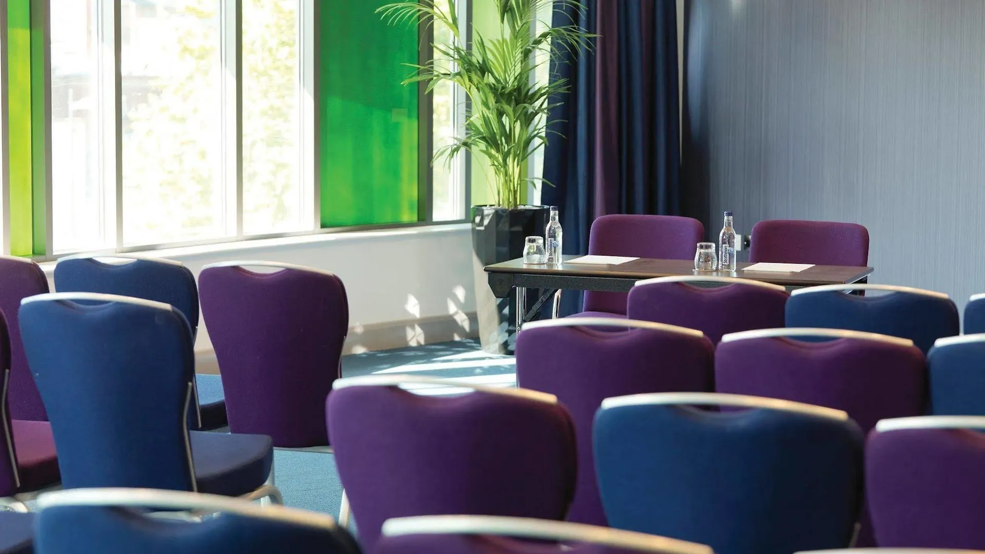 ****  Clayton Hotel Cardiff Royaume-Uni